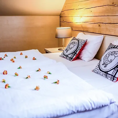 Gasthuis Karczma Czarna Gora - Czarna Gora 3*